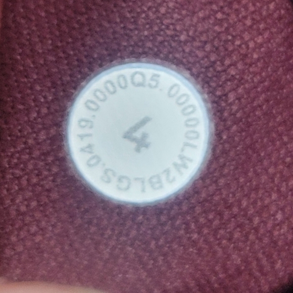 Lululemon Ebb To Train Bra Size 4. - Picture 11 of 11